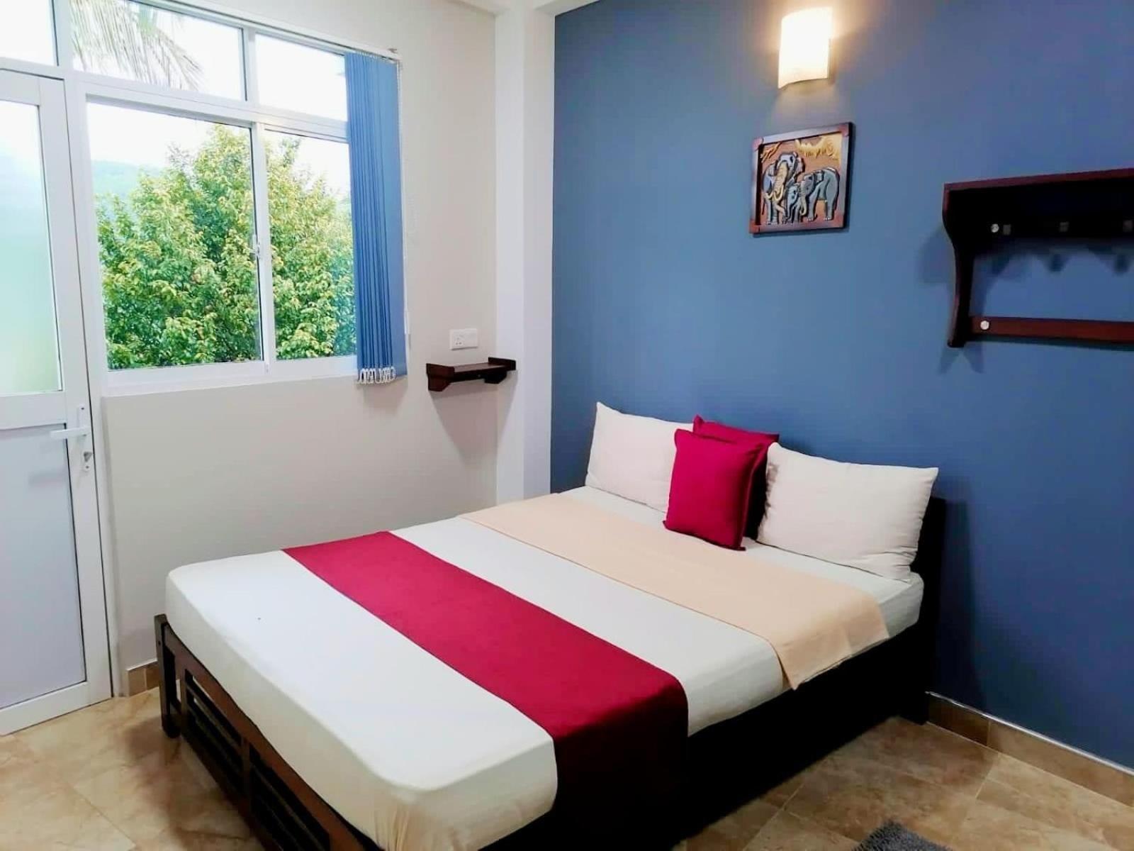 Mountain View Hotel Канди Екстериор снимка